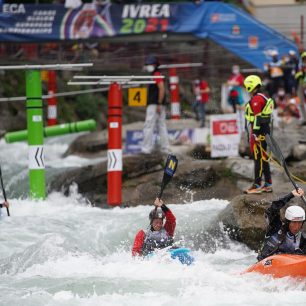 Extrémní slalom / F: Jan Homolka, kanoe.cz