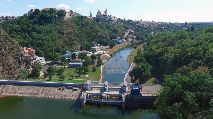 Na vodu se nasedá pod hrází vodní nádrže Znojmo