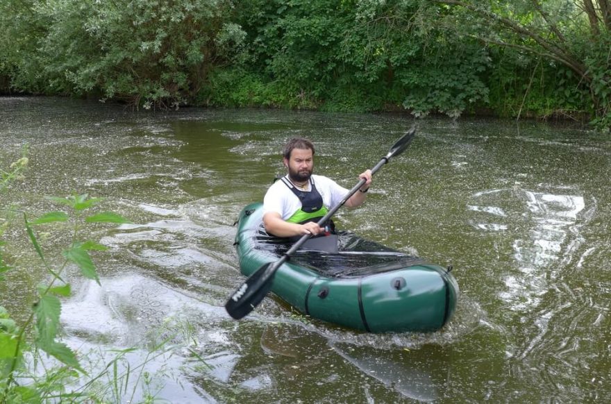 Packraft jsem zkoušel také se směrovou ploutví