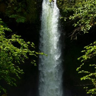 Metlako Falls, Eagle Creek, Oregon, USA. Český rekord ve výšce sjetého vodopádu Míra drží společně s Jakubem Němcem