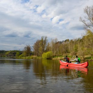 Pod Prahou už jsme zase v přírodě. / F: Jan Hocek