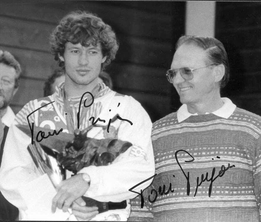 Otec a syn Prijonovi v roce 1987 u příležitosti vyznamenání Toniho juniora za získ titulu mistra světa.