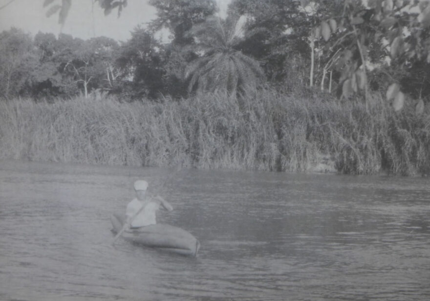 Pádlování v Nigérii na řece Ogun. Rok 1971.