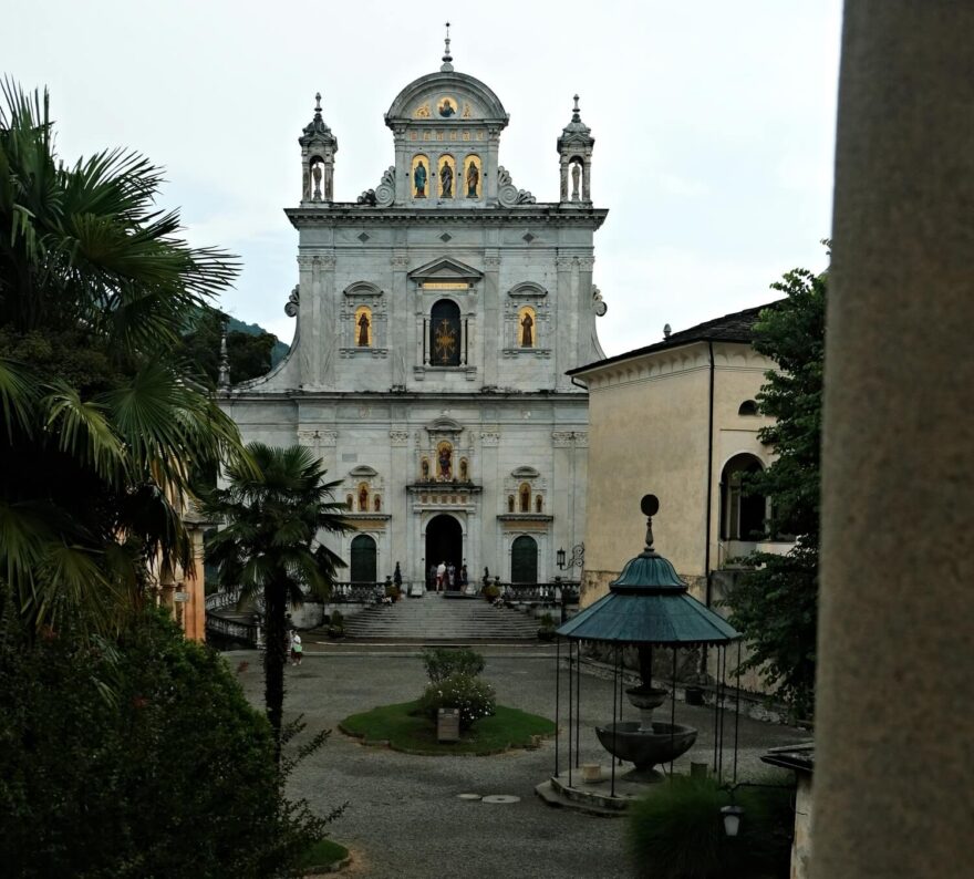 Klid v areálu Sacro Monte.