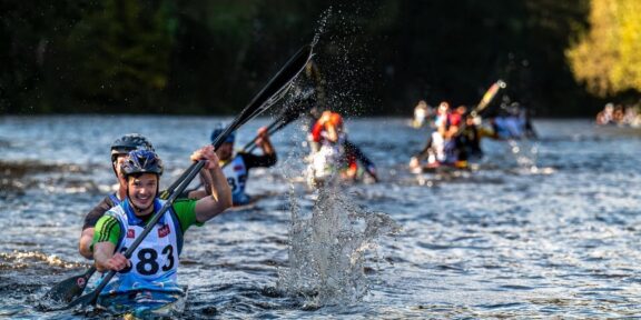 Na legendární maraton v Českém Krumlově přijeli závodníci z třiceti světových zemí