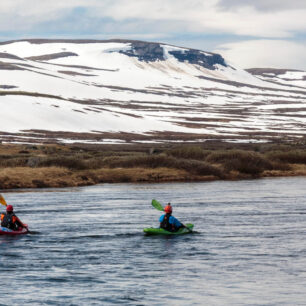 Začátek horního úseku na náhorní plošině Hardangervidda.