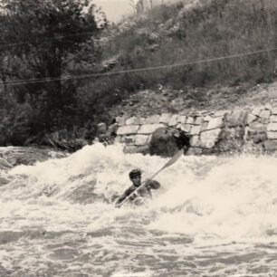 Milan Svoboda při sjezdu pod Lipnem v roce 1962.