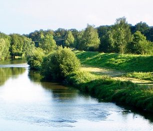 Víkendová plavba po příjemně meandrující řece Opavě