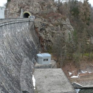 Přehrada Seč aneb není kámen jako kámen…