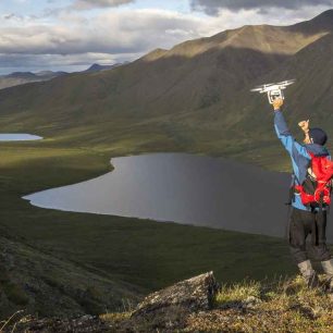 Natáčení dronem je tu někdy velká výzva! / F: Fjolls Expedition