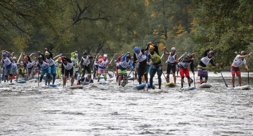 Hromadný start na Krumlovském maratonu