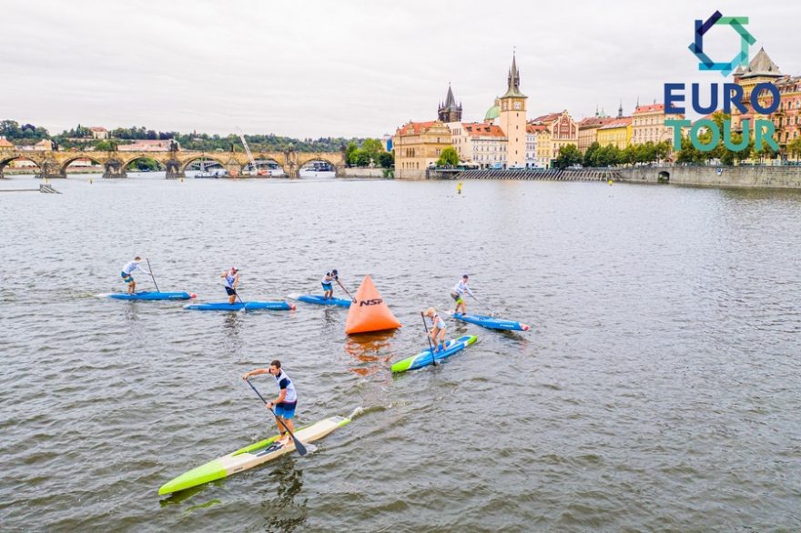 Prague Paddle Fest - Karlův most